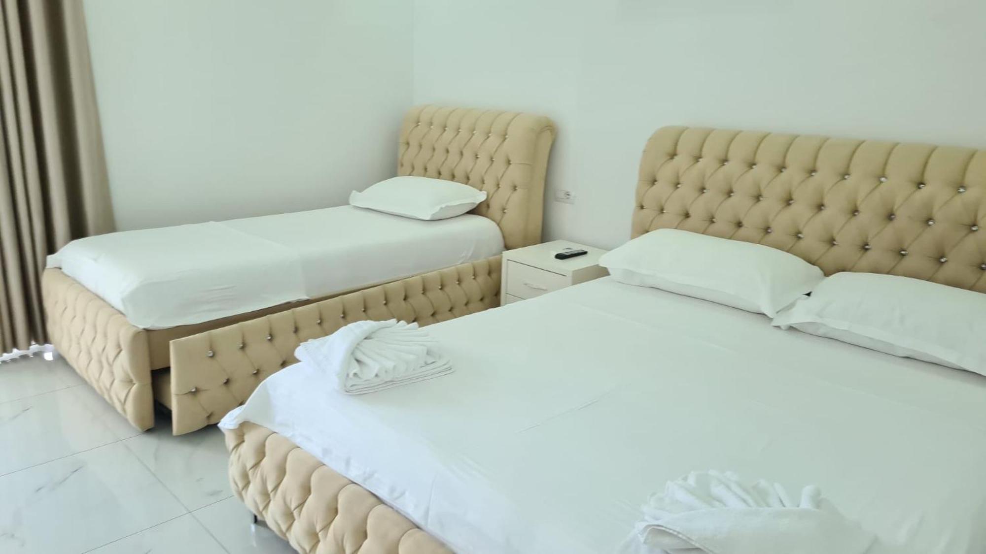 Sea La Vie By Hotel Anna Ksamil Exterior photo